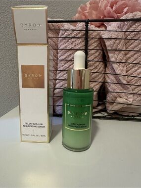 BYROE Celery AHA+LHA Resurfacing Serum
